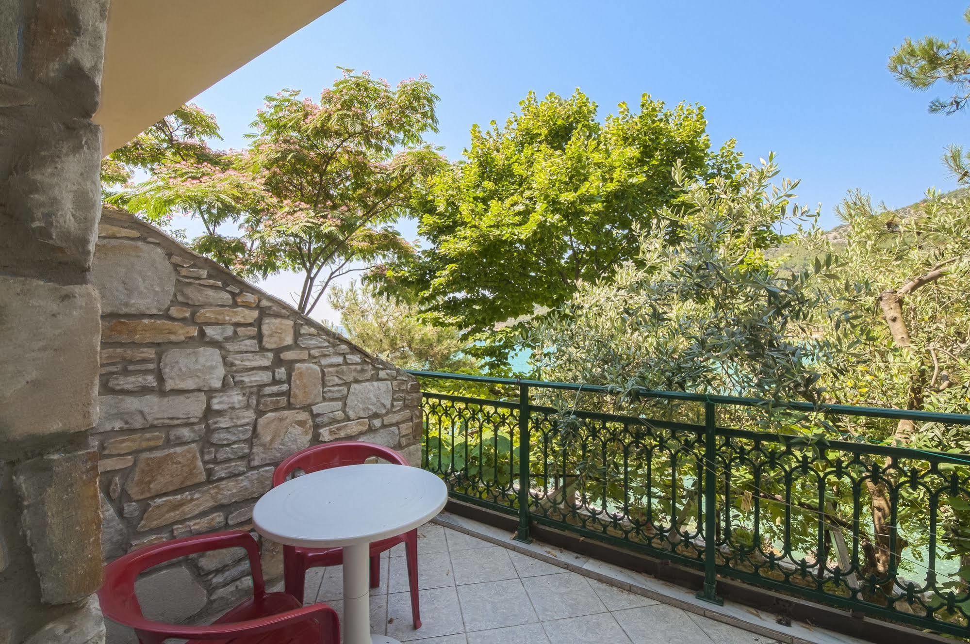 Apartmán Petra Mare Thimonia Exteriér fotografie